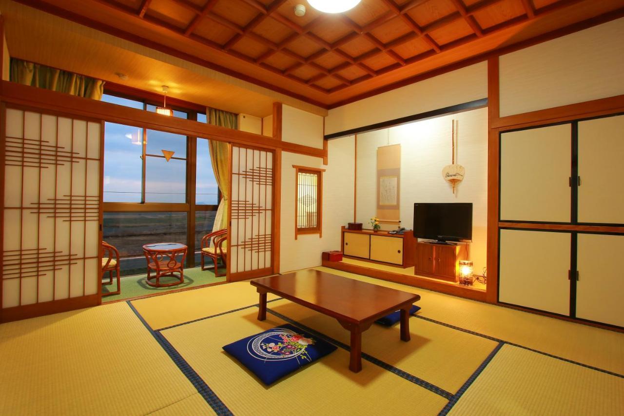 Готель Yumoto Kobayashi Куруме Екстер'єр фото